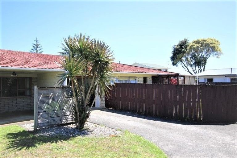 Photo of property in 39c Ward Street, Pukekohe, 2120