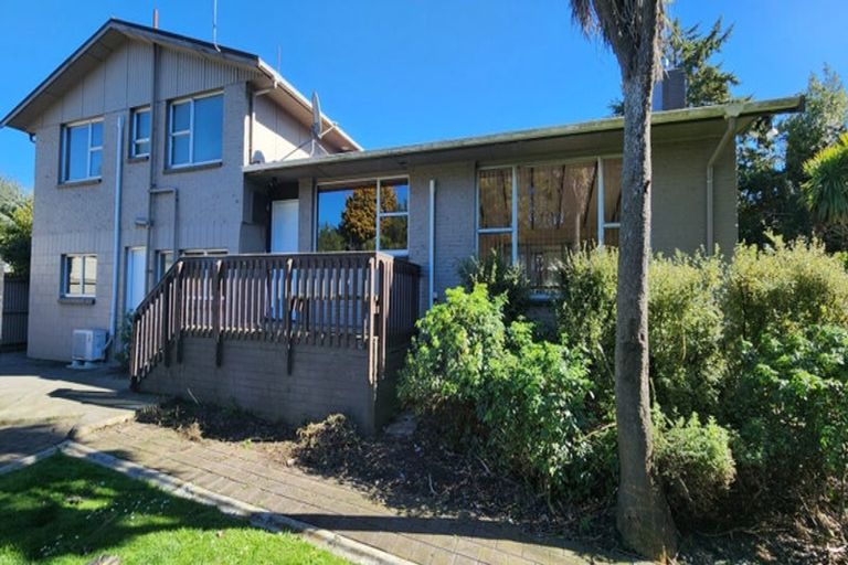 Photo of property in 688 Main North Road, Belfast, Christchurch, 8051