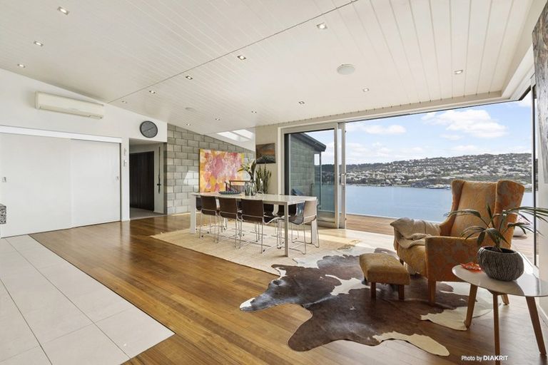 Photo of property in 6 Zaida Way, Maupuia, Wellington, 6022