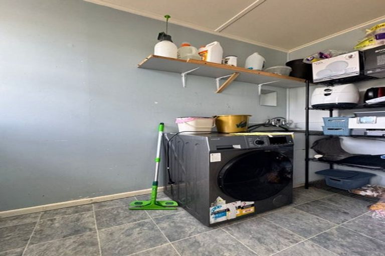 Photo of property in 17 Kayes Road, Pukekohe, 2120