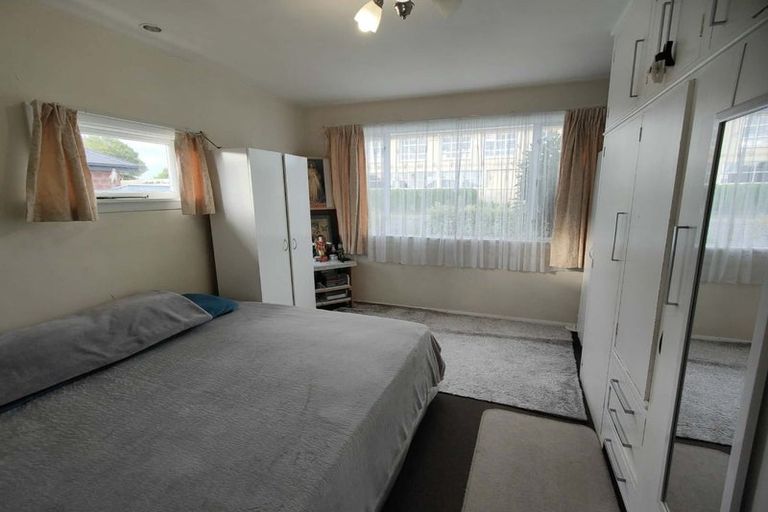 Photo of property in 9 Vagues Road, Northcote, Christchurch, 8052