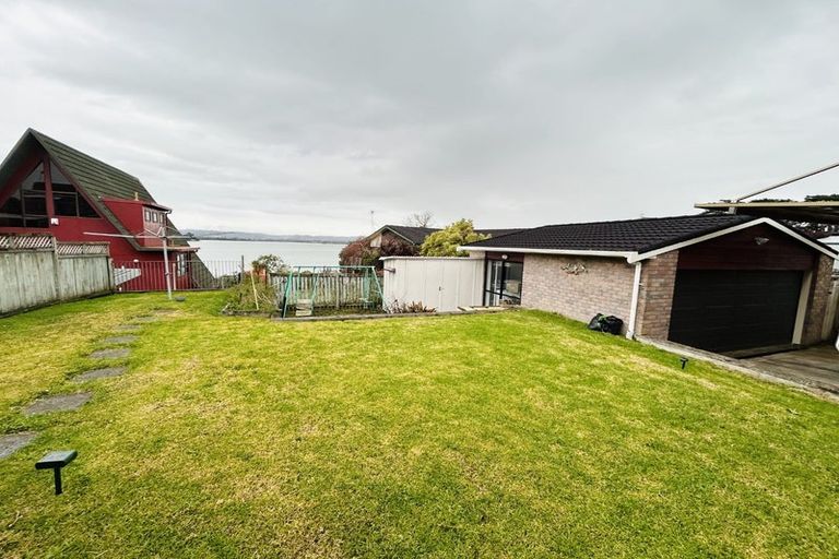 Photo of property in 58 Carnoustie Drive, Wattle Downs, Auckland, 2103