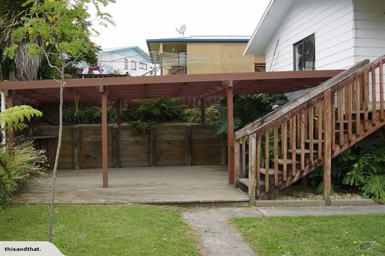 Photo of property in 1/133 Shakespeare Road, Milford, Auckland, 0620