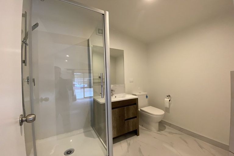 Photo of property in 8 Panorama Court, Red Beach, 0932