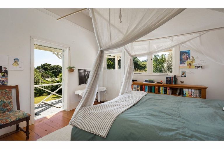 Photo of property in 150 Thames Coast Sh25 Road, Whakatete Bay, Thames, 3575