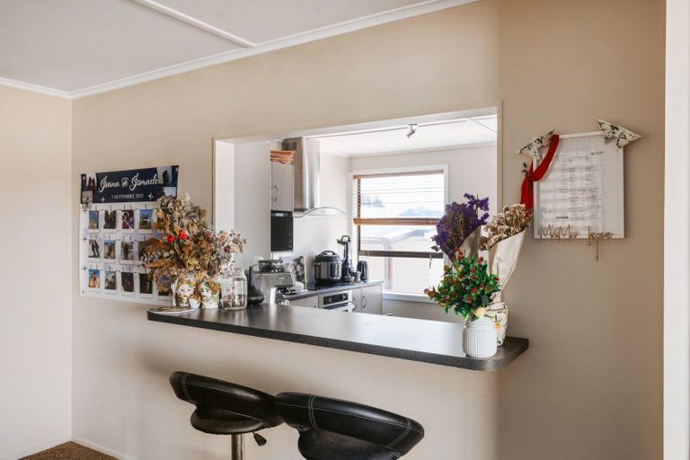Photo of property in 33 Anne Road, Bellevue, Tauranga, 3110