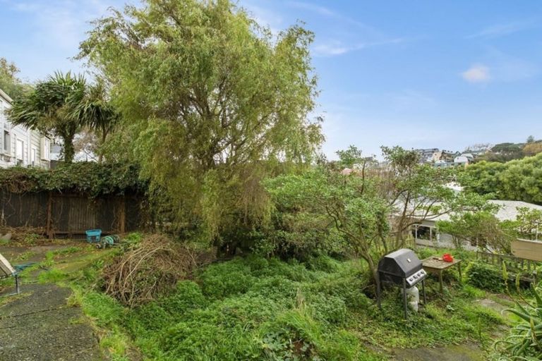 Photo of property in 129 Daniell Street, Newtown, Wellington, 6021