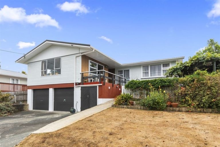 Photo of property in 76 Old Onerahi Road, Onerahi, Whangarei, 0110