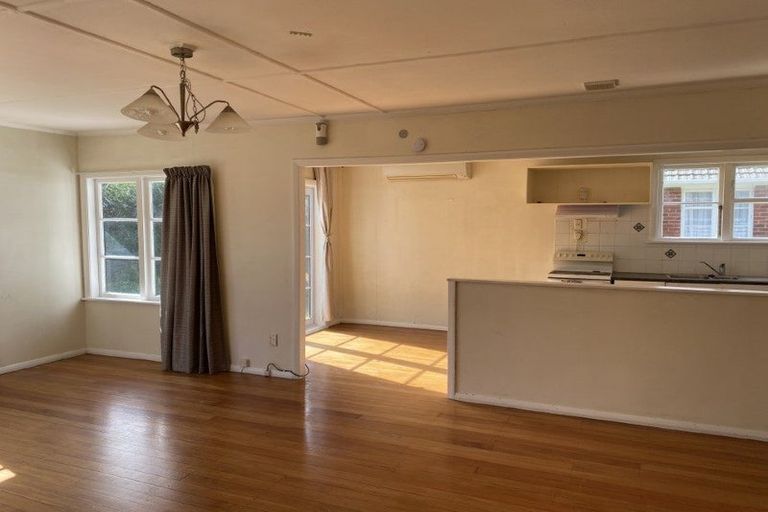 Photo of property in 19 Chapman Crescent, Naenae, Lower Hutt, 5011