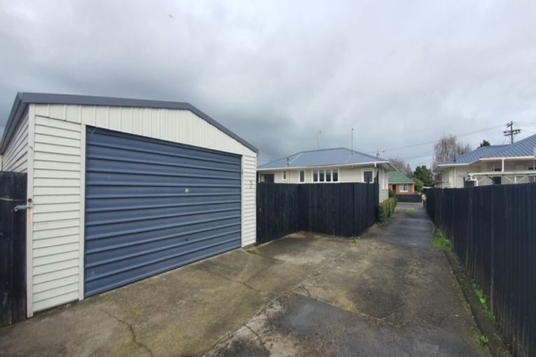 Photo of property in 1/35 Hill Crescent, Papakura, 2110