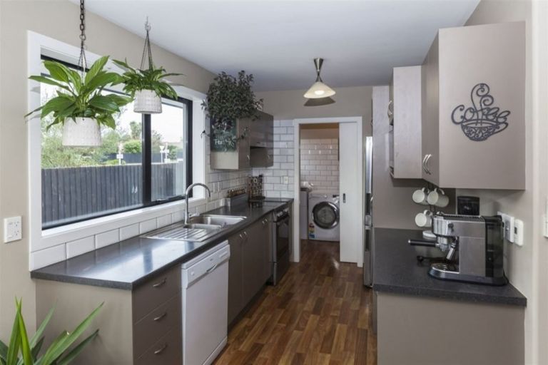 Photo of property in 97 Farquhars Road, Redwood, Christchurch, 8051