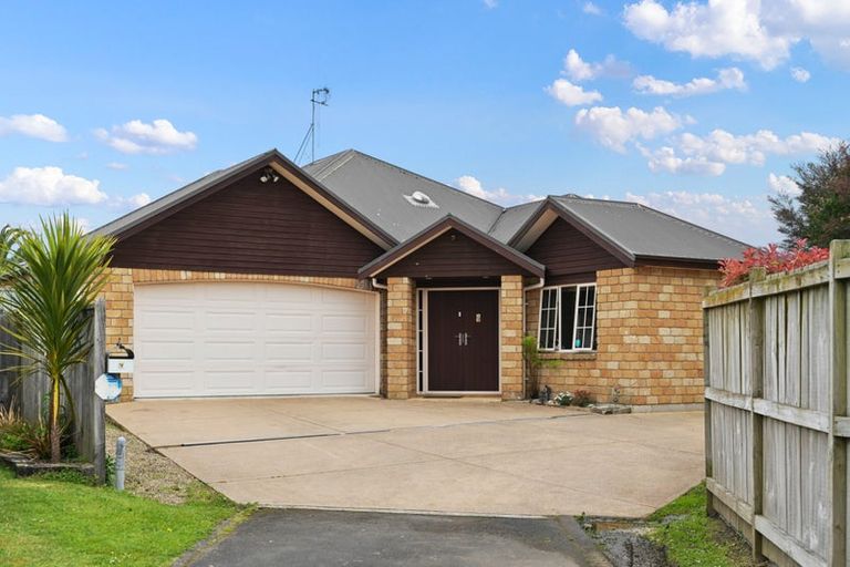 Photo of property in 9 Roderick Place, Rototuna, Hamilton, 3210