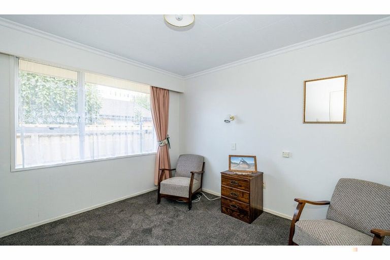 Photo of property in 10a Churchill Place, Waimate, 7924