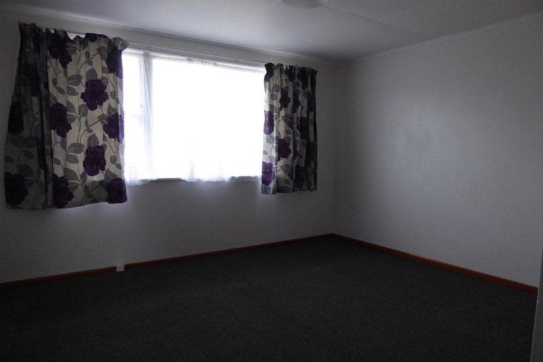 Photo of property in 1/103 Clouston Park Road, Clouston Park, Upper Hutt, 5018