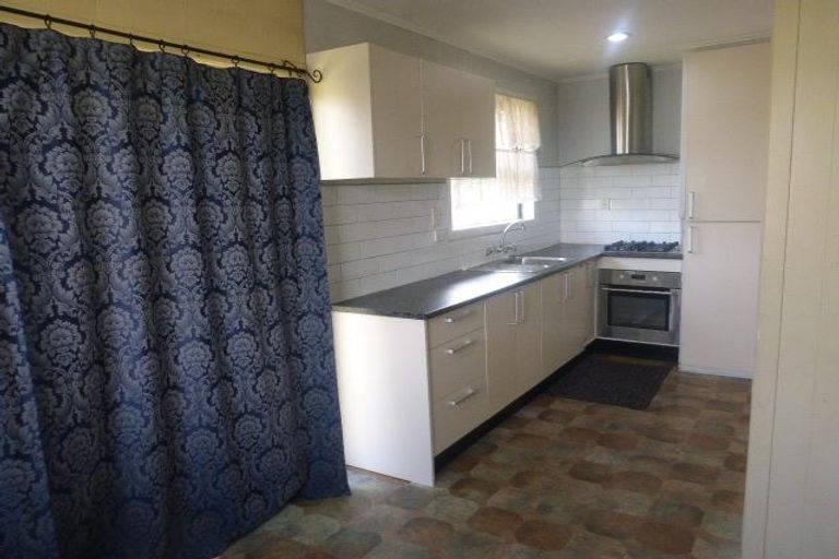 Photo of property in 54 Astley Avenue, New Lynn, Auckland, 0600