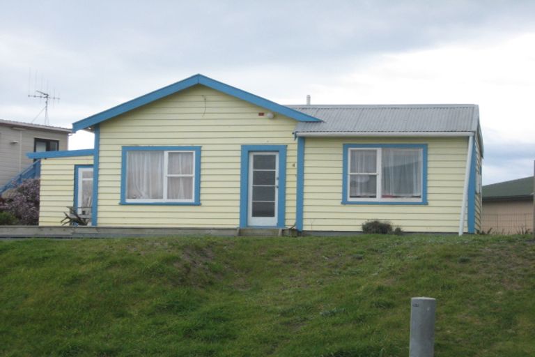 Photo of property in 4 Matakane Street, Waitarere Beach, Levin, 5510