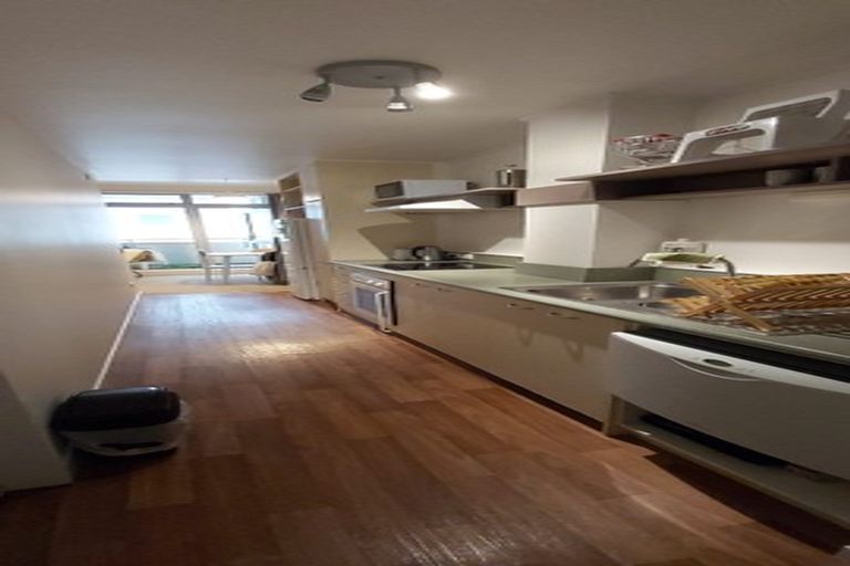 Photo of property in Dixonlane Apartments, 8/7 Feltex Lane, Te Aro, Wellington, 6011