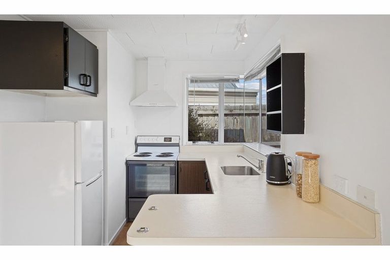 Photo of property in 66b Main North Road, Woodend, 7610