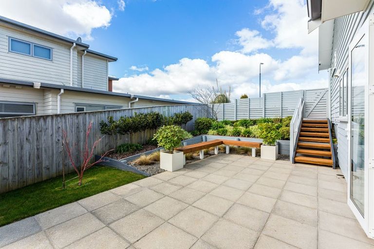 Photo of property in 135 Endeavour Drive, Whitby, Porirua, 5024