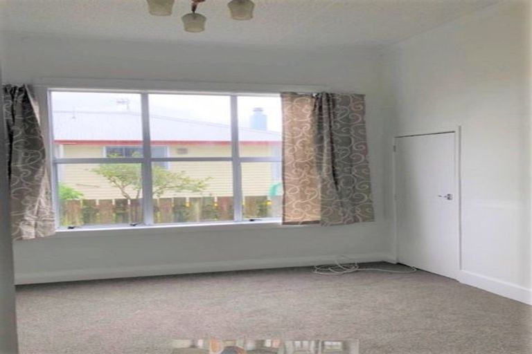 Photo of property in 102 Bannister Street, Masterton, 5810