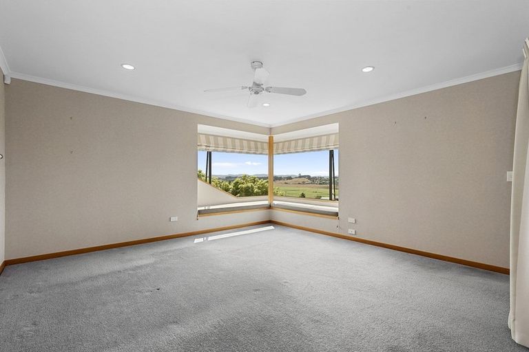 Photo of property in 43 Greenfield Drive, Western Heights, Hamilton, 3200