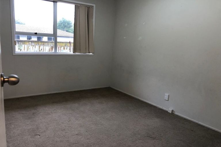 Photo of property in 423 Bucklands Beach Road, Bucklands Beach, Auckland, 2012