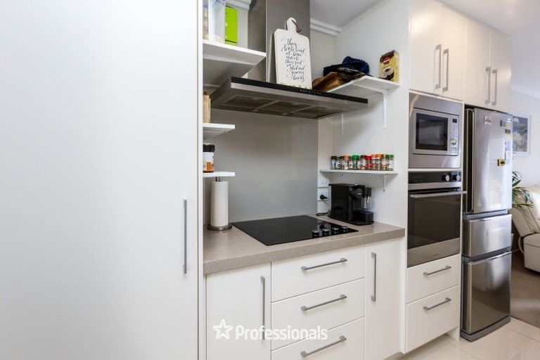 Photo of property in 5 Ashington Road, Silverstream, Upper Hutt, 5019