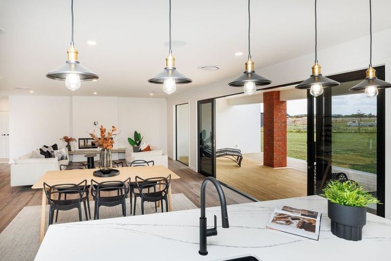 Photo of property in 11 Te Kahu Lane, Halcombe, Feilding, 4779