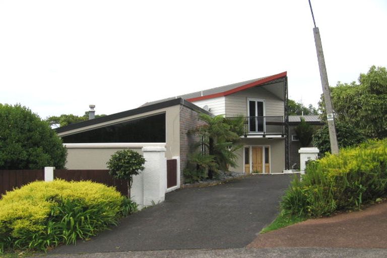 Photo of property in 46 Cherub Place, West Harbour, Auckland, 0618