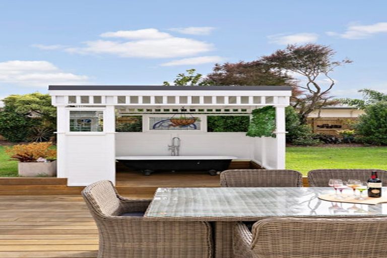 Photo of property in 57 Queen Street, Riverhead, 0820