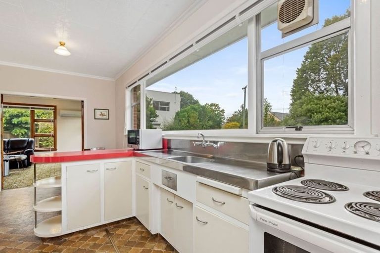 Photo of property in 31 Mathesons Road, Phillipstown, Christchurch, 8011