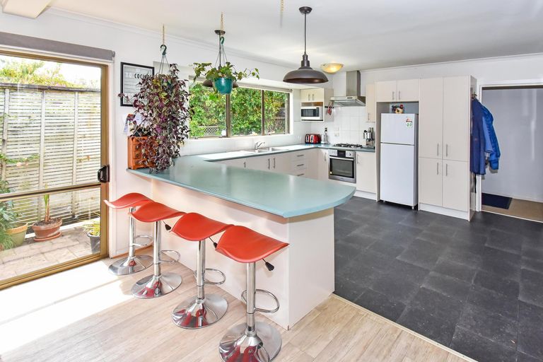 Photo of property in 15a Arthur Road, Hillpark, Auckland, 2102