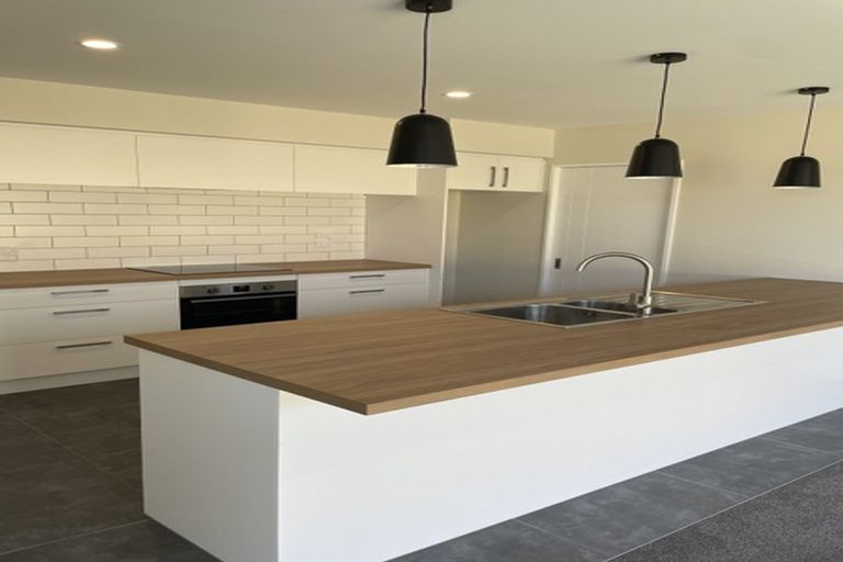 Photo of property in 74 Quinn Crescent, Woodend, 7610