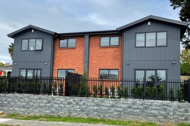 Photo of property in 1/5 Fields Road, Manurewa, Auckland, 2102