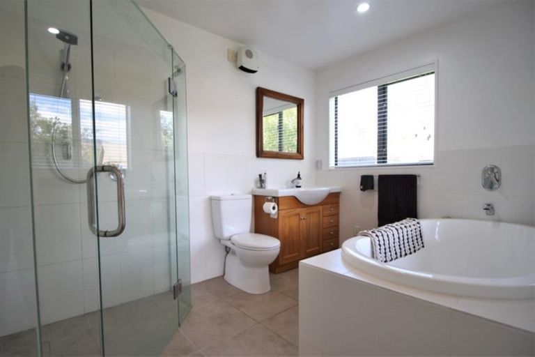 Photo of property in 42 Albert Drive, Clyde, 9330