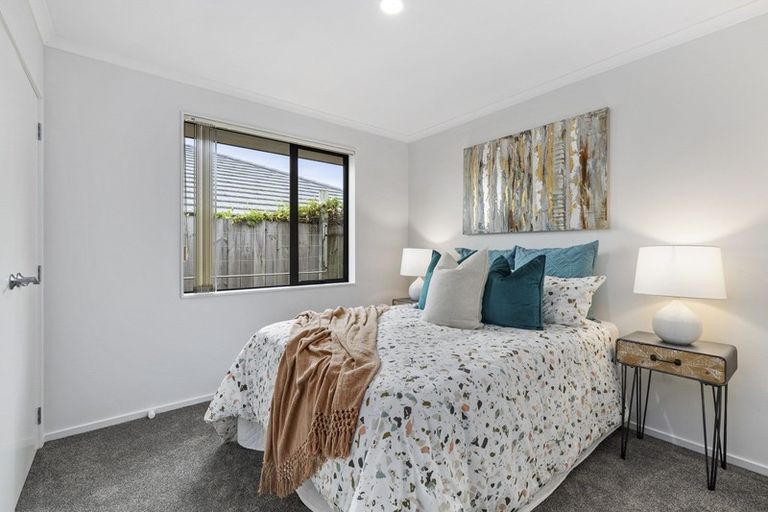 Photo of property in 3 Durbin Court, Greenhithe, Auckland, 0632