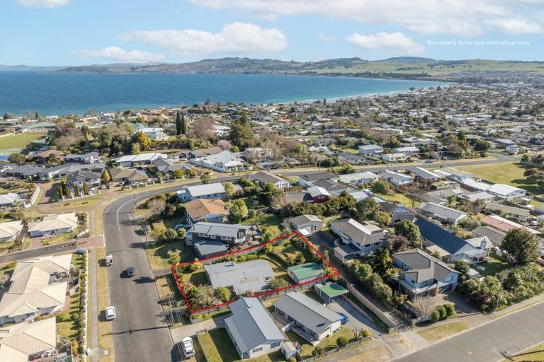 Photo of property in 8 Liston Avenue, Hilltop, Taupo, 3330