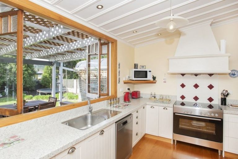 Photo of property in 81 Stout Street, Whataupoko, Gisborne, 4010