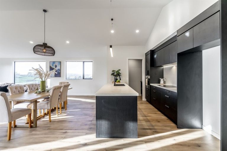 Photo of property in 28 Bragato Way, Te Kauwhata, 3710