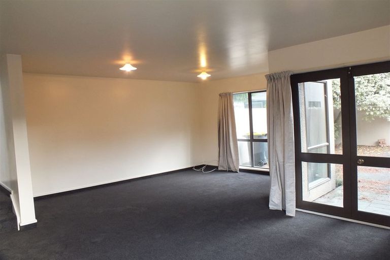 Photo of property in 2/10 Dilworth Street, Riccarton, Christchurch, 8011