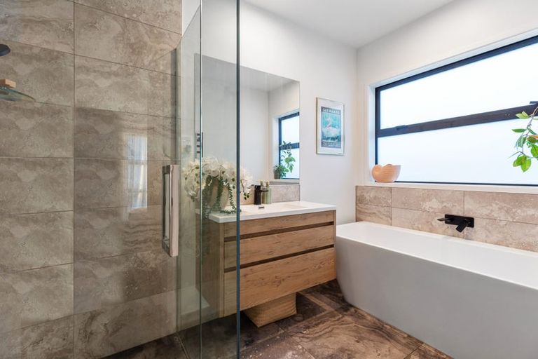 Photo of property in 12 Mida Close, Papamoa Beach, Papamoa, 3118