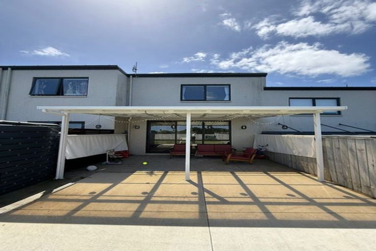 Photo of property in 90 Matairangi Avenue, Totara Heights, Auckland, 2105