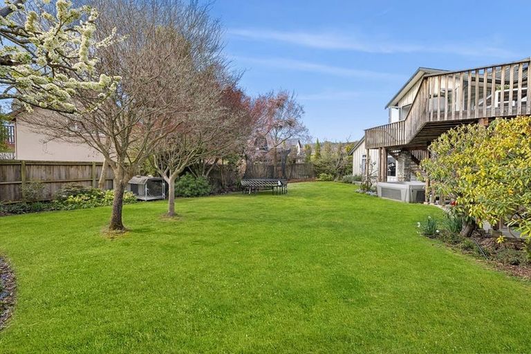 Photo of property in 15 Rowan Court, Wanaka, 9305