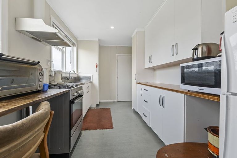 Photo of property in 67 Fairfield Road, Hawera, 4610