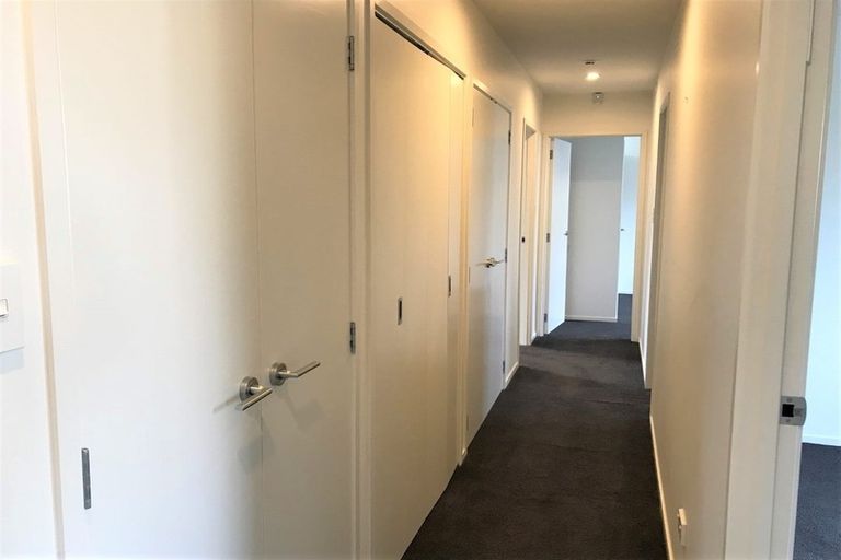 Photo of property in 4 Dale Street, Lower Vogeltown, New Plymouth, 4310