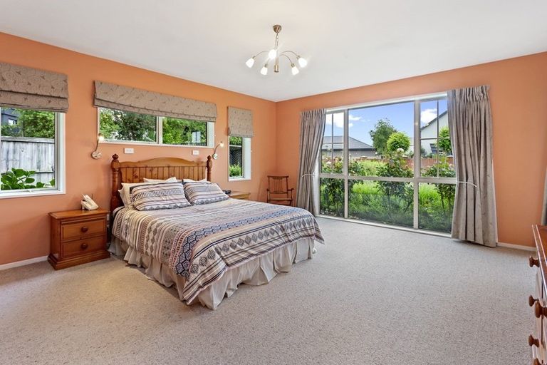 Photo of property in 43 Belgrave Drive, Rangiora, 7400