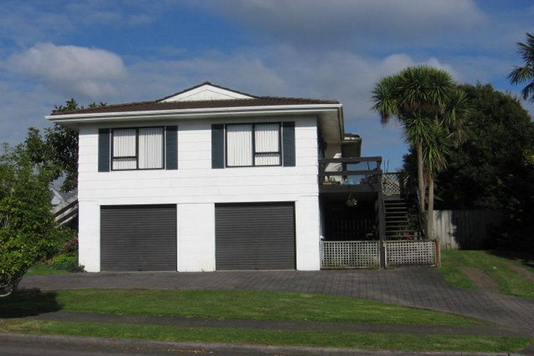 Photo of property in 9 Deodar Place, Totara Heights, Auckland, 2105