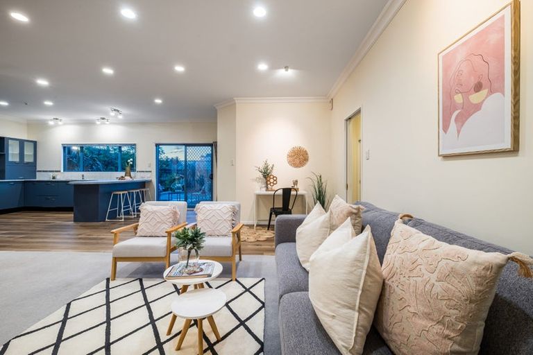 Photo of property in 3 Barque Crescent, Whitby, Porirua, 5024