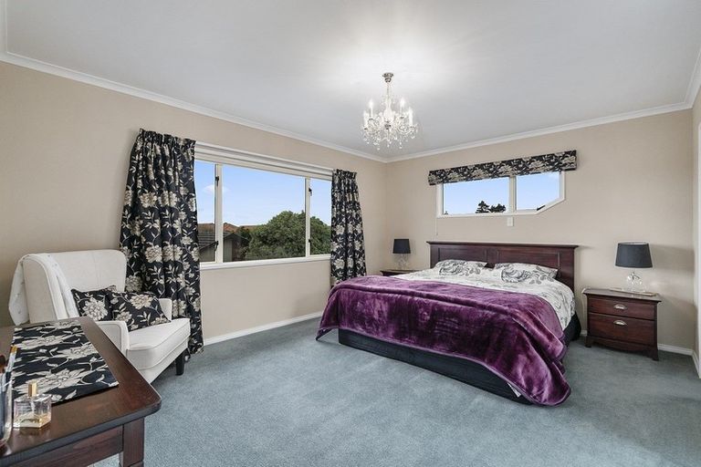 Photo of property in 34 Caroline Crescent, Highbury, Palmerston North, 4412
