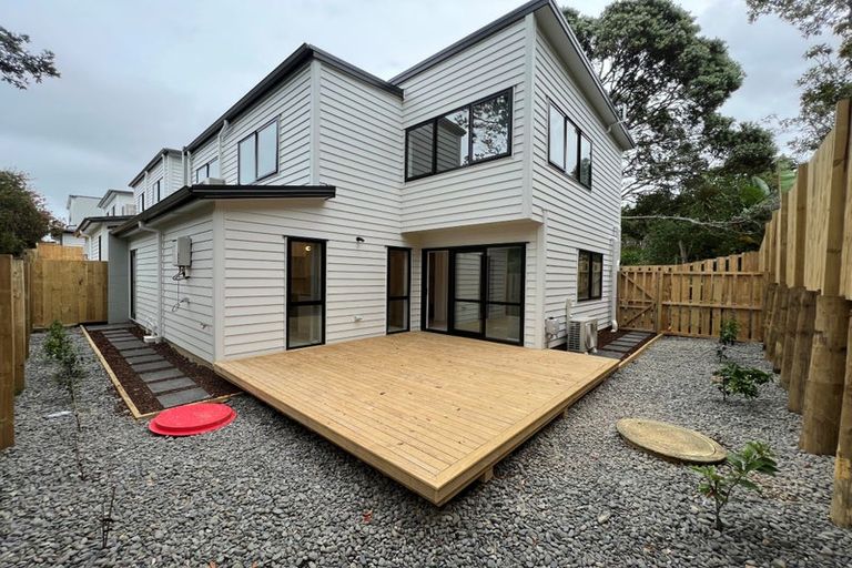 Photo of property in 37d Matipo Road, Mairangi Bay, Auckland, 0630